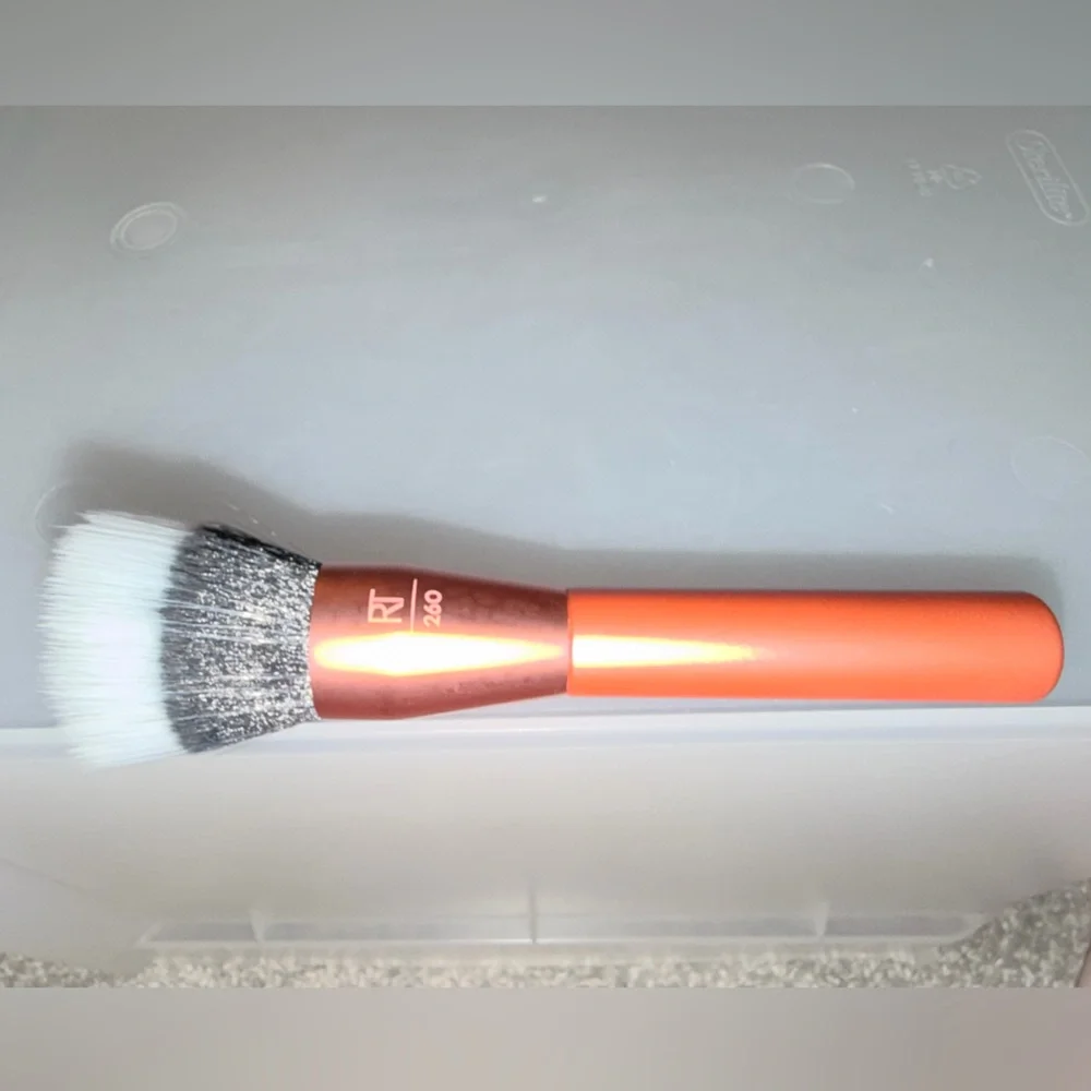 Real Techniques Extra Big Stippling Makeup Brush